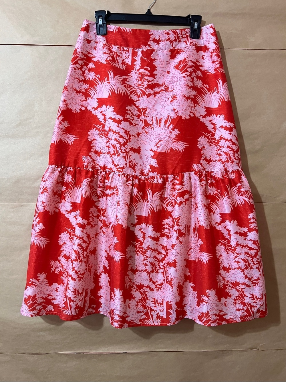 Tuckernuck | Scarlet Toile Emilie Midi Skirt Tiered Floral Red Pink Size M